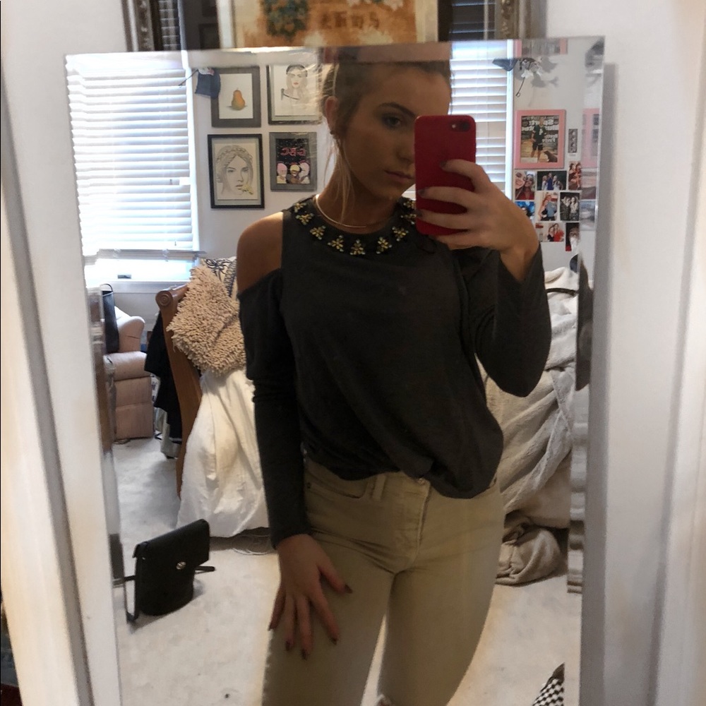 Heather grey cold shoulder top